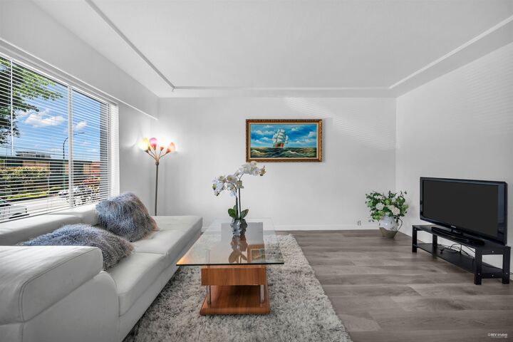 Property Photo:  4021 Graveley Street  BC V5C 3T5