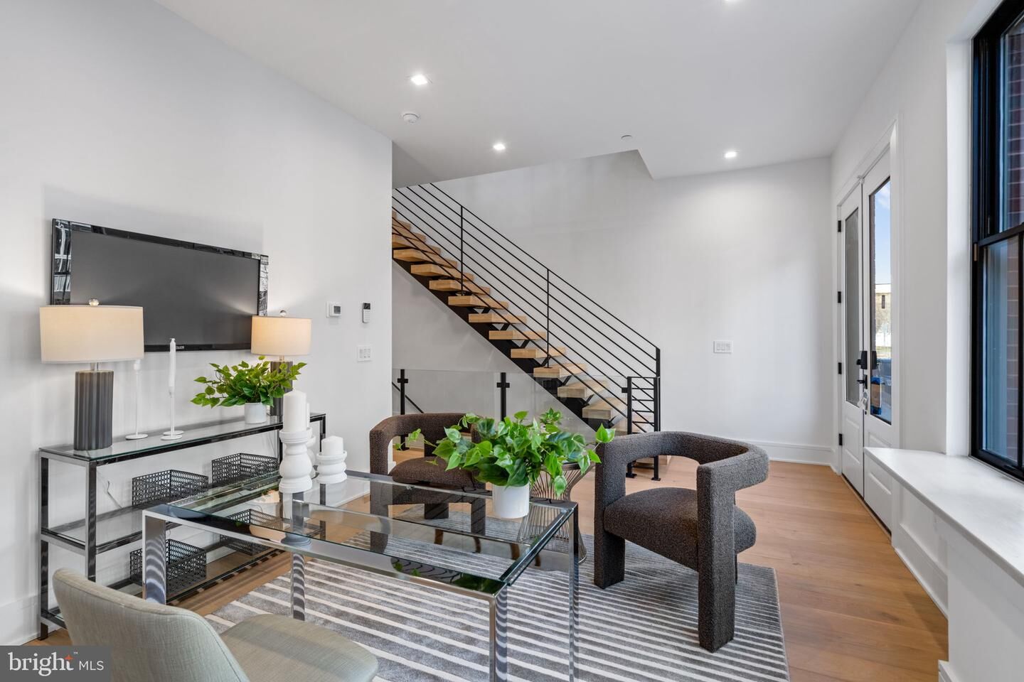 Property Photo:  254 N 2nd St  PA 19106 