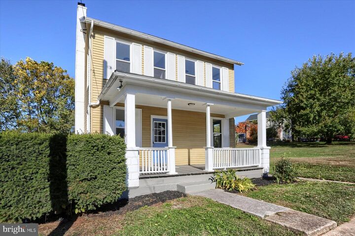 Property Photo:  122 S 2nd Street  PA 17347