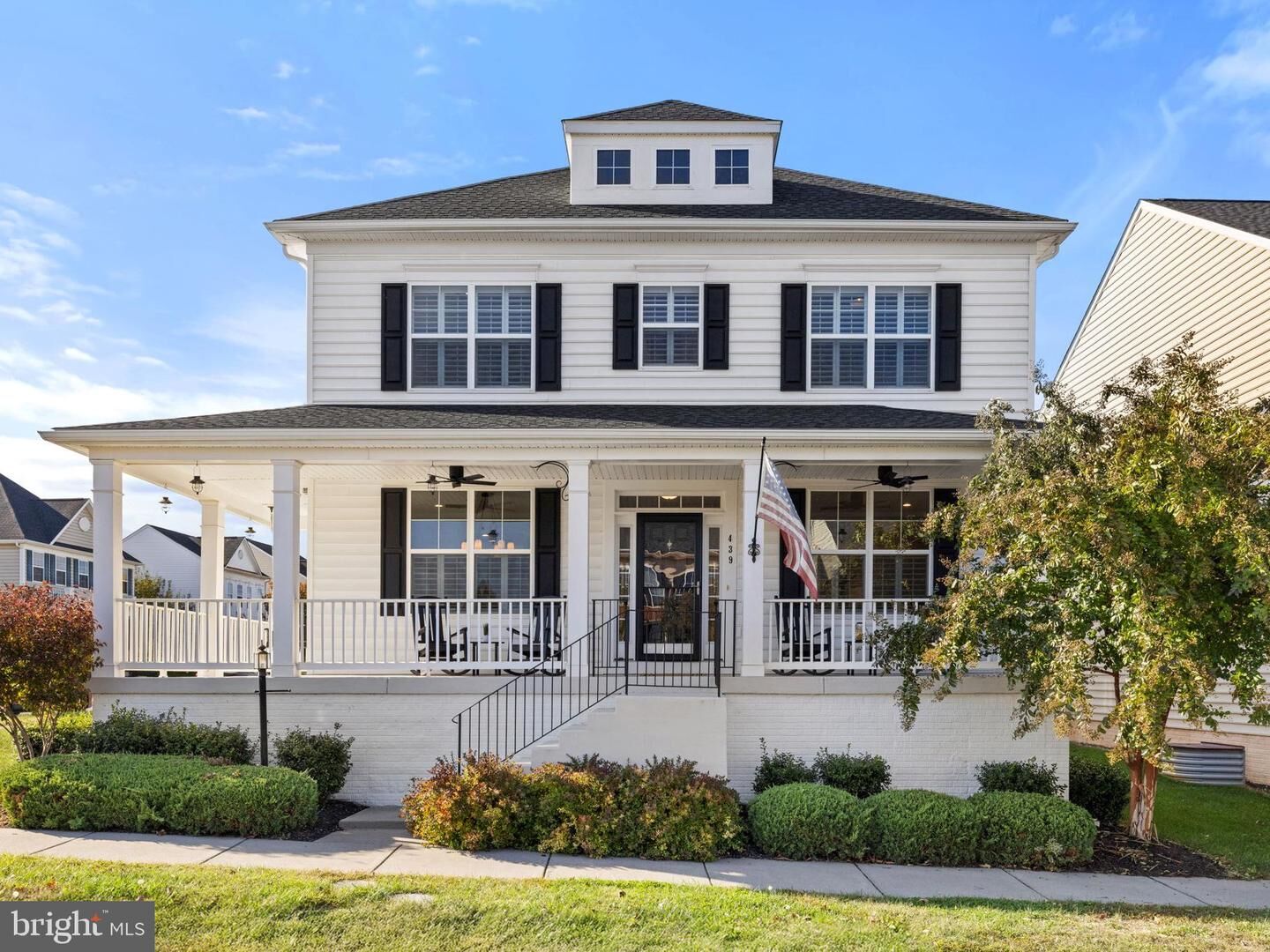 Property Photo: 439 Lord Fairfax Street WV 25414