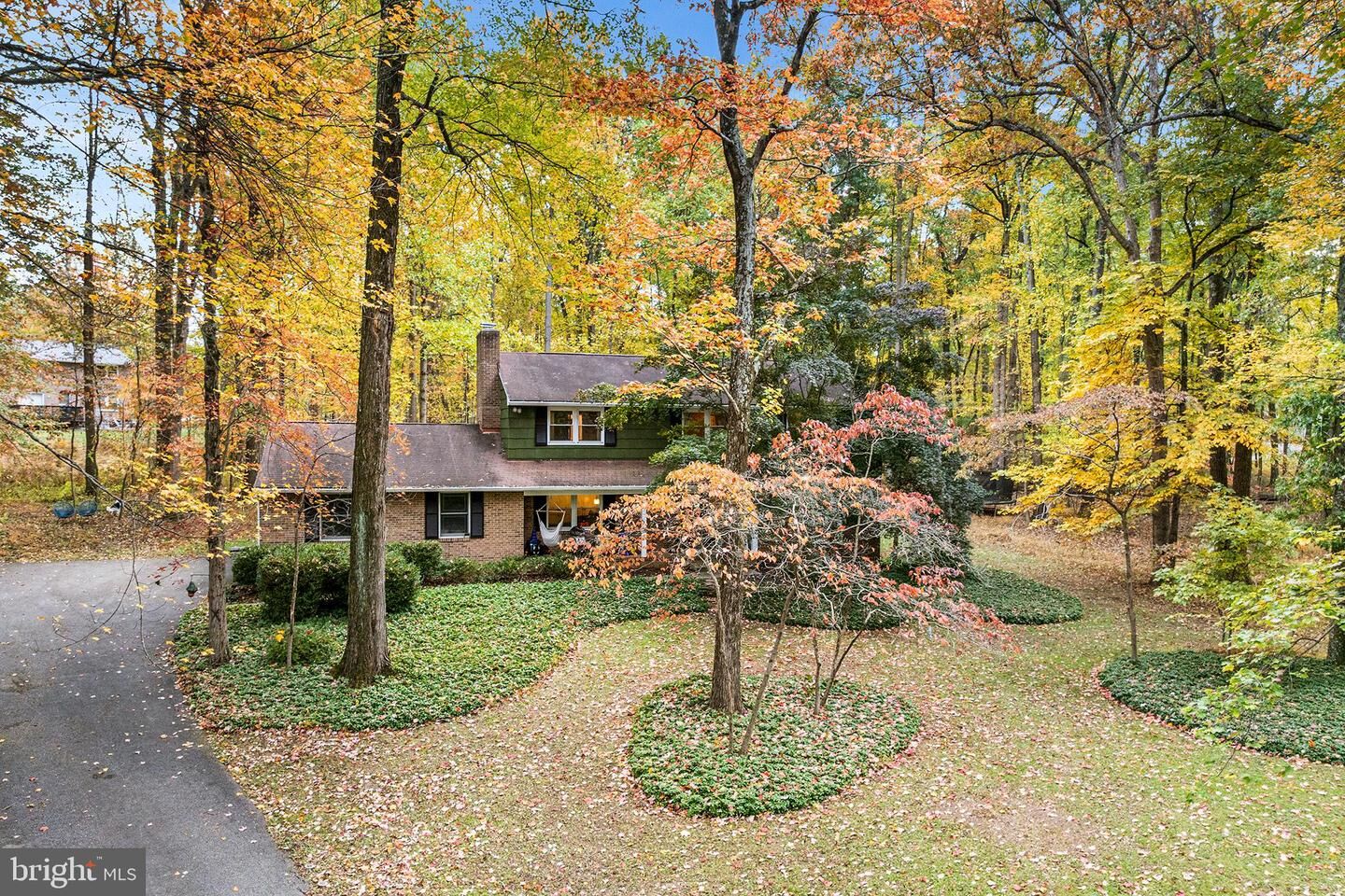 Property Photo:  7 Pinewood Farm Court  MD 21117