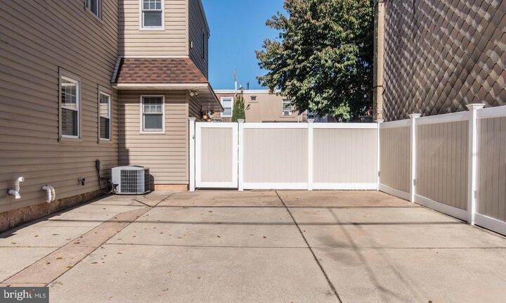 Property Photo:  4618 Emery Street  PA 19137