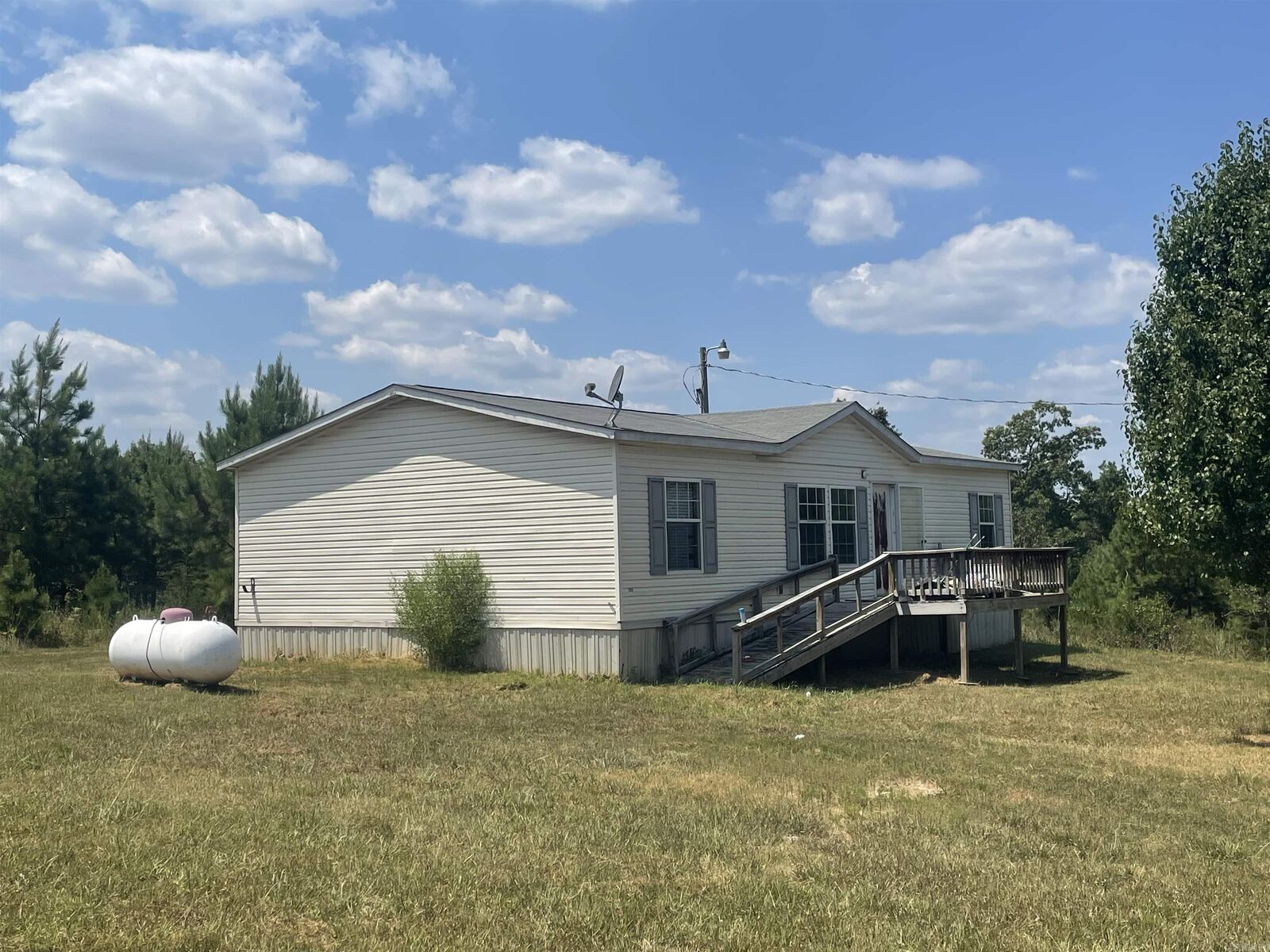 Property Photo:  355 Signal Hill Road  AR 72560 