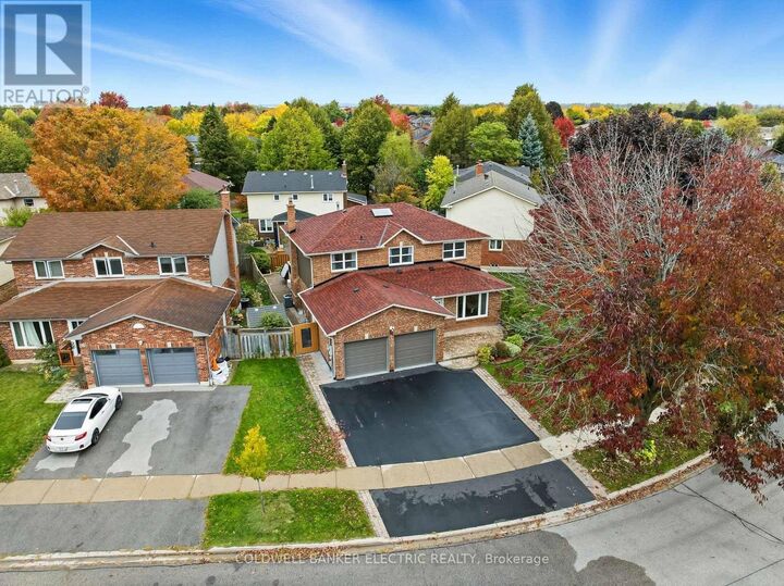 Property Photo:  86 Rollo Drive  ON L1S 7B7