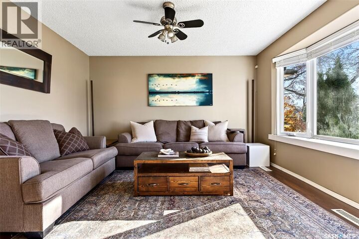 Property Photo:  18 Molloy Road  SK S4R 6C4