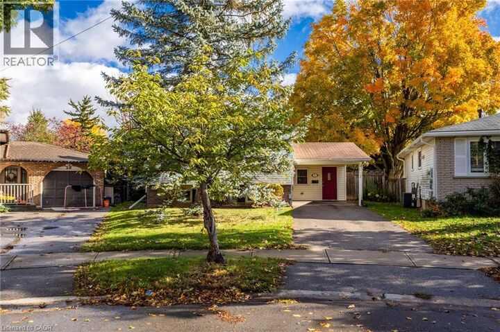Photo de la propriété: 26 October Place ON N3R 7B4