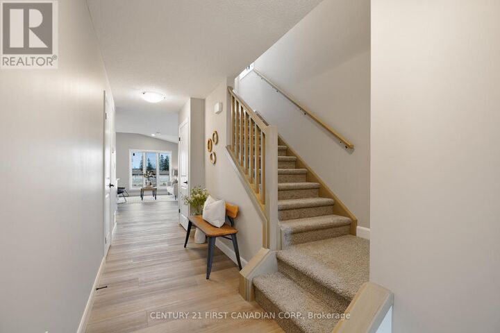 Property Photo:  9 Postma Crescent  ON N0M 1A0 