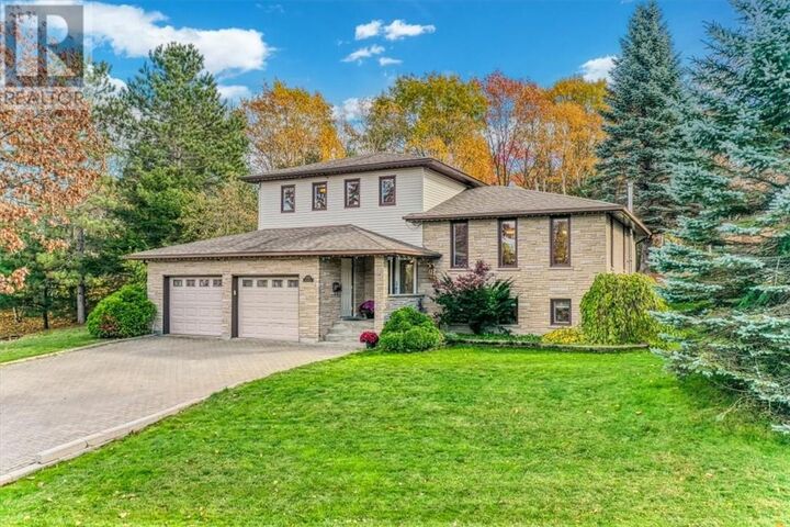 Photo de la propriété:  2772 Joseph Street  ON P3E 5B5