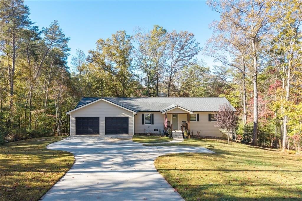 Property Photo: 128 Young Deer Drive GA 30533