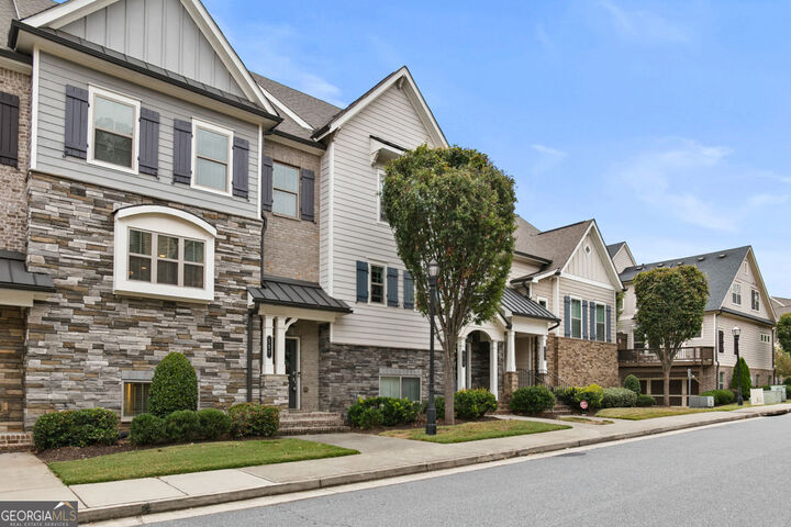 Property Photo: 557 Henry Drive GA 30064