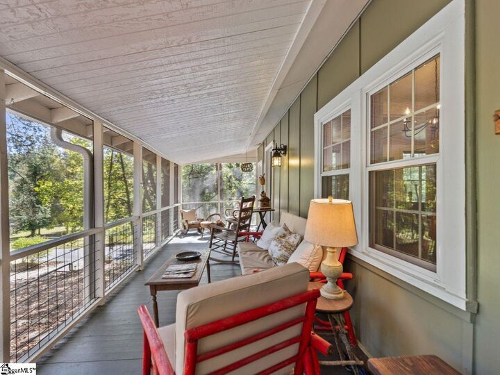 Property Photo: 102 Lakemont Road SC 29635