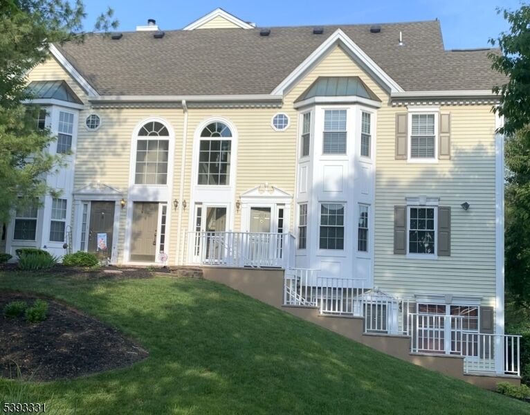 Property Photo:  1007 Magnolia Ln Ondo  NJ 08876