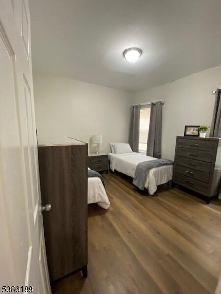 Property Photo:  150 N 18th St 2  NJ 07017