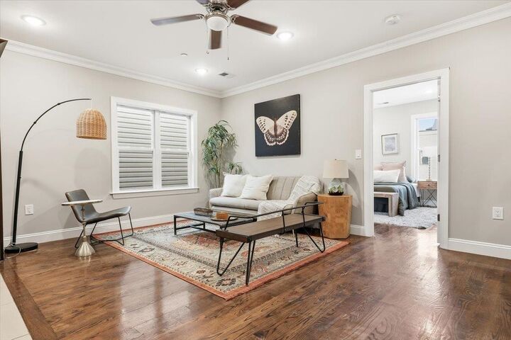 25 St Pauls Ave 3  Jc, Heights NJ 07306 photo