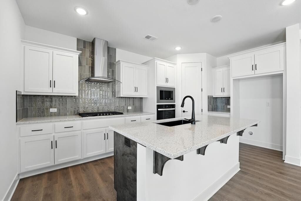 Property Photo:  20668 Skyview Lane  KS 66083