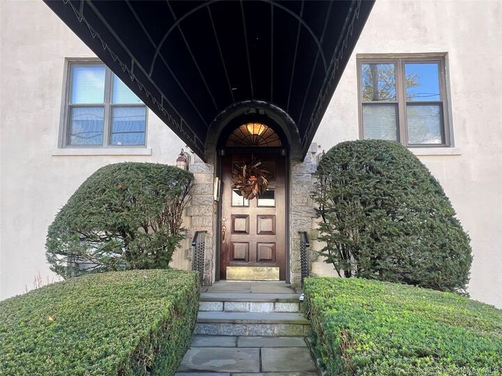 Property Photo:  240 Alpine Place Bmd  NY 10707