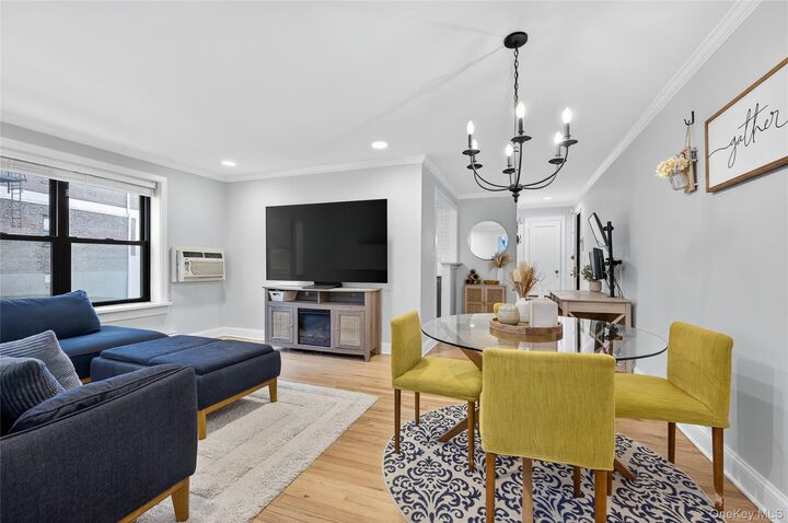 Property Photo: 8 Terrace Circle 1B NY 11021