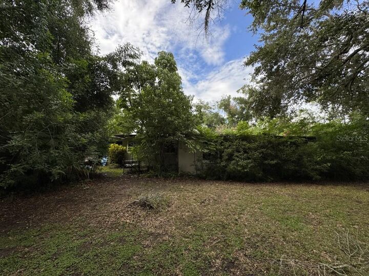 Property Photo:  1822 Greenwich Avenue  FL 32789