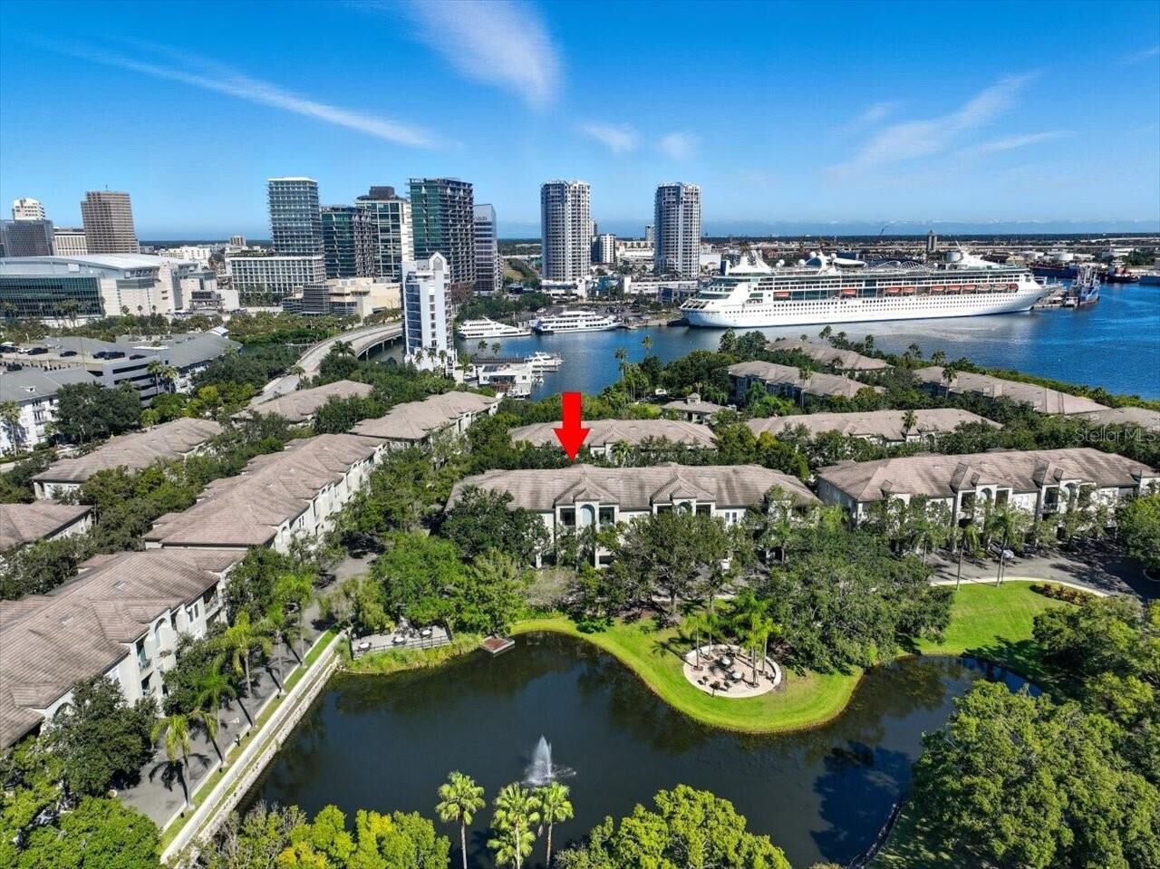 Property Photo: 606 Seascape Way 606 FL 33602