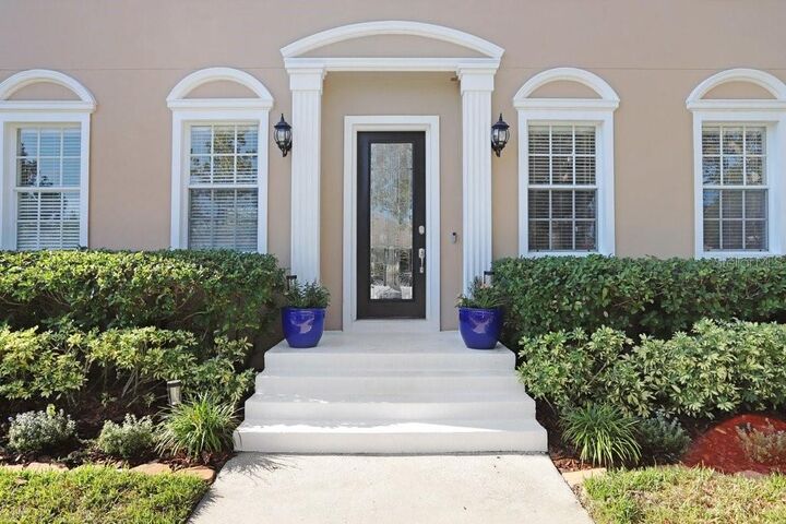 Property Photo: 10026 Seymour Way FL 33626