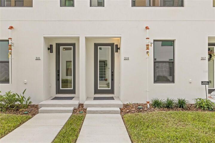 Property Photo:  319 15th Street N  FL 33705