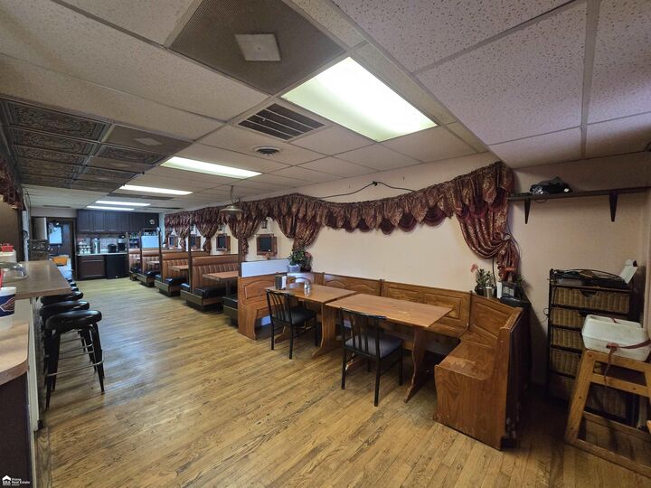 Property Photo:  182 W Vienna Street  MI 48420