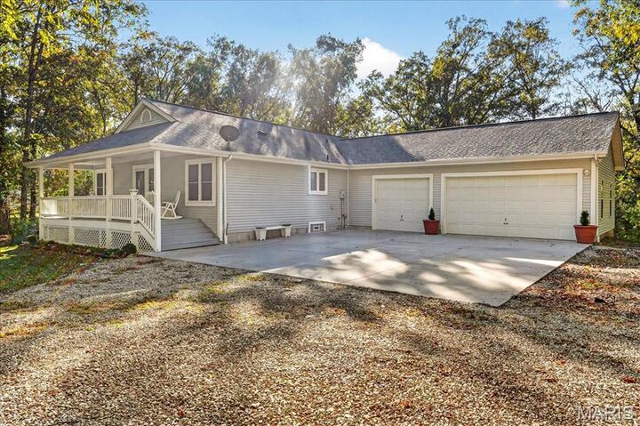 Property Photo: 72 Old Log Cabin Trail MO 63357