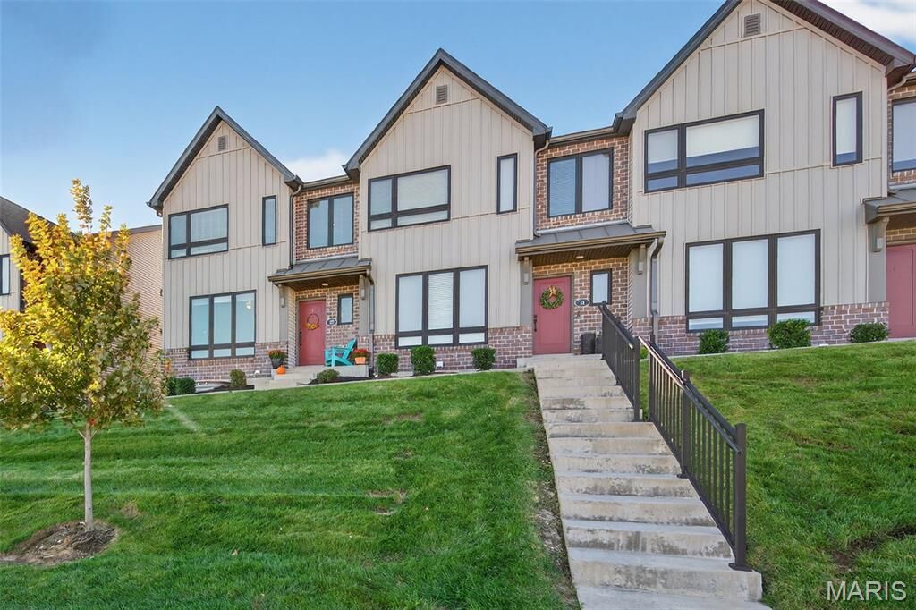 Property Photo: 25 Aubrey Place MO 63303