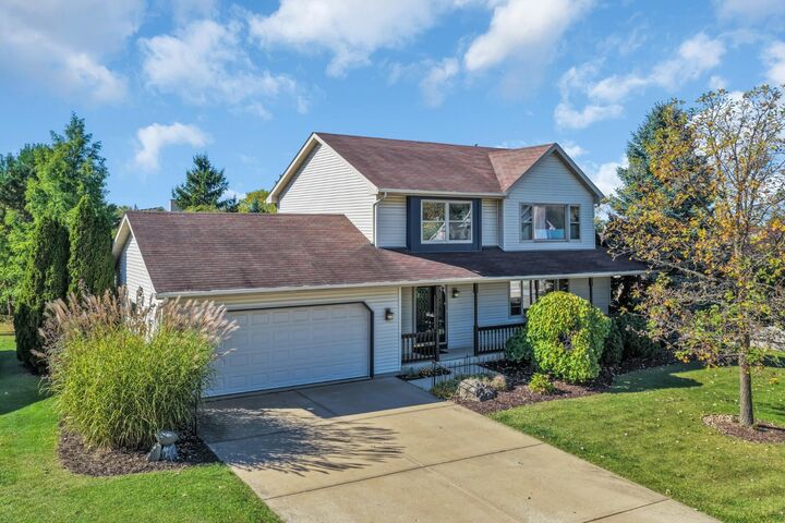 Property Photo:  2520 Amber Ln  WI 53406