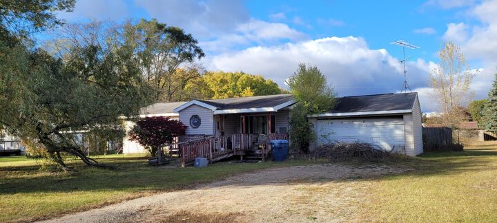 8570 E Hawley Road  Hesperia MI 49421 photo