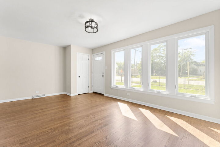 Property Photo:  14637 Vincennes Road  IL 60426