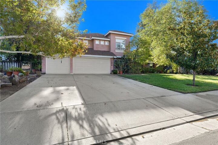 Property Photo:  32858 Alderbrook Road  CA 92595