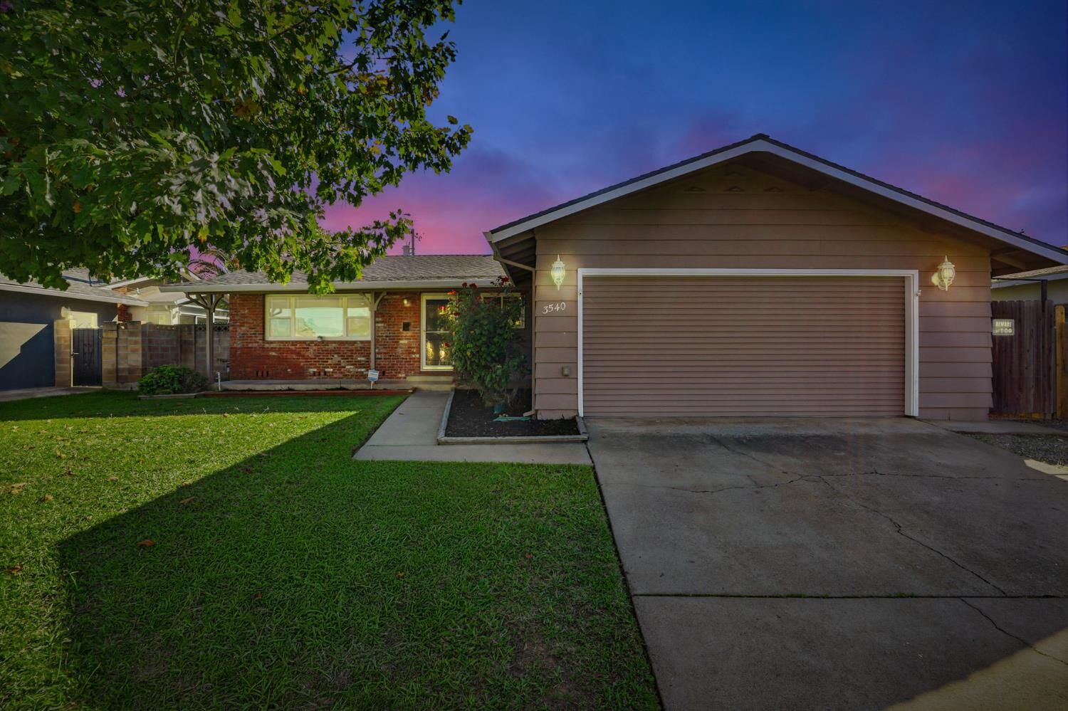 Property Photo: 3540 Imperial Way CA 95826