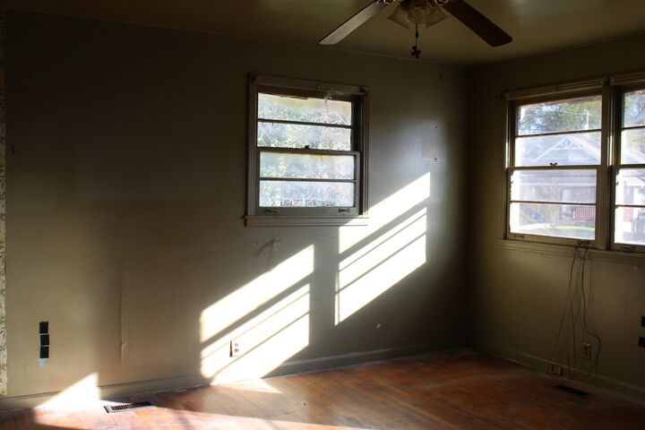 Property Photo: 913 Woodland St TN 37040