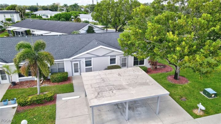 Property Photo:  6802 Bogey Drive  FL 33919