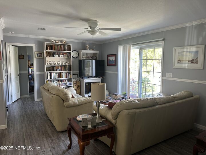 Property Photo:  156 Lake Margo Drive  FL 32189