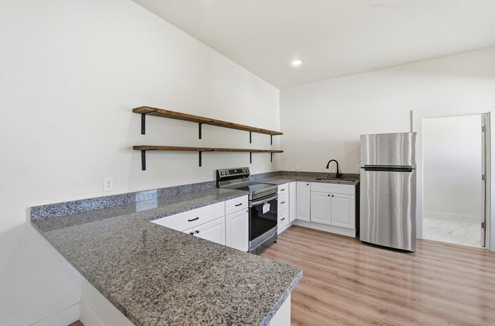 Property Photo: 408 E 16th Street KY 41014
