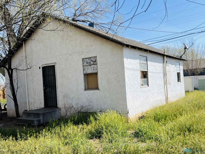Property Photo:  701 Sheldon Street  NM 88101 