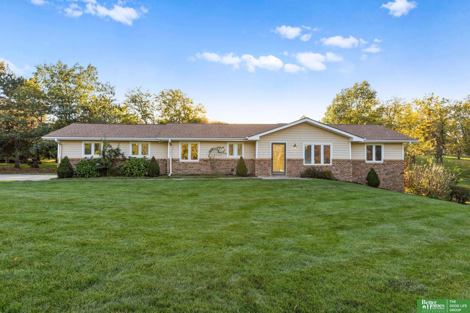 Property Photo: 13512 S 127th Street NE 68059