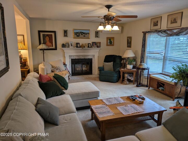 Property Photo:  1619 Sugar Lane  PA 18058