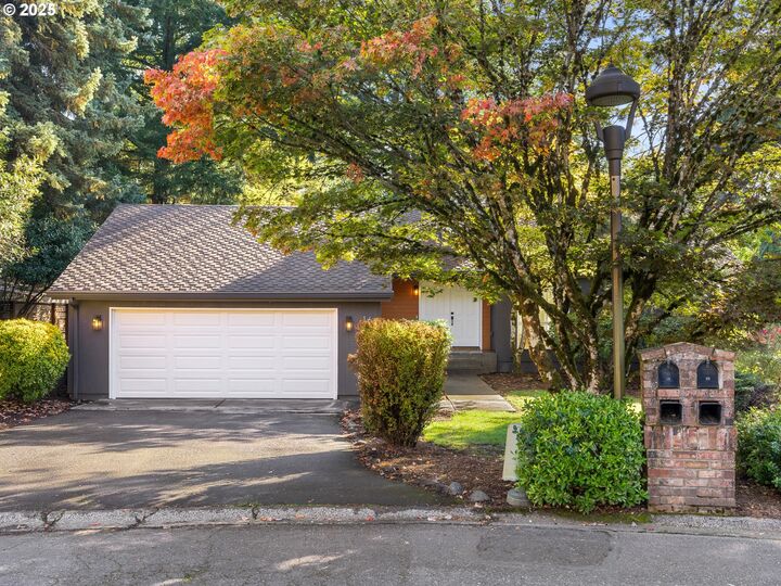 16 Othello St  Lake Oswego OR 97035 photo