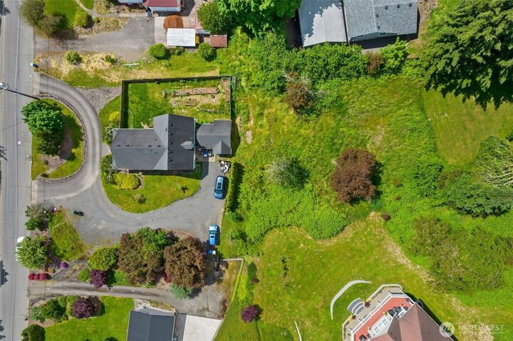 Property Photo:  1756  Market Boulevard  WA 98532