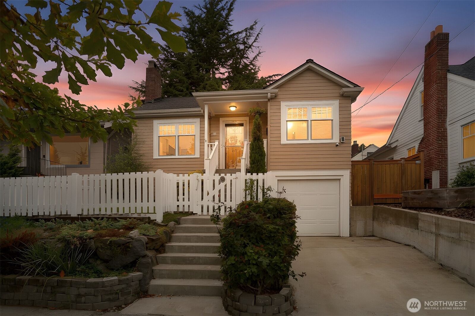 Property Photo: 754 N 82nd Street WA 98103