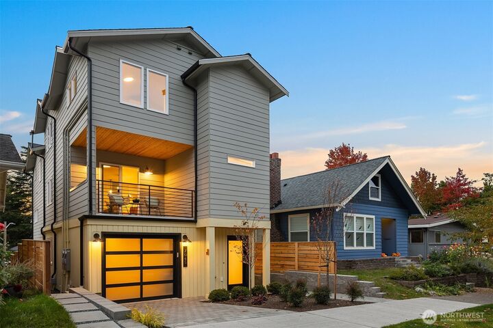 7045  16th Avenue NE  Seattle WA 98115 photo