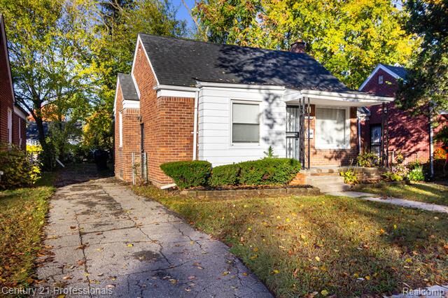 Property Photo:  18951 Edinborough Road  MI 48219 