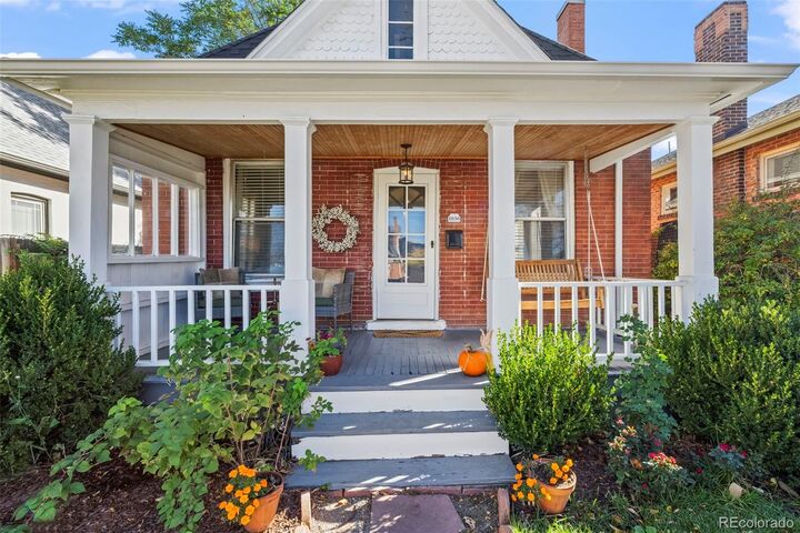 Property Photo: 1056 S Pennsylvania Street CO 80209