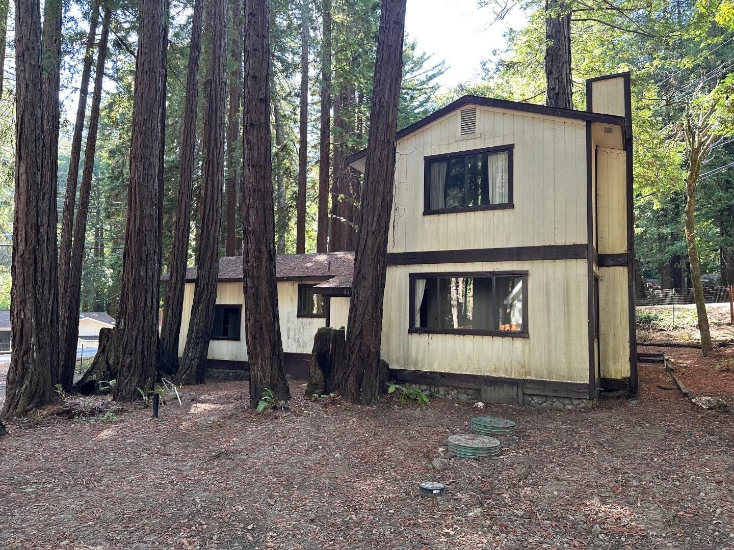 Property Photo:  11 Wurr Road  CA 94021