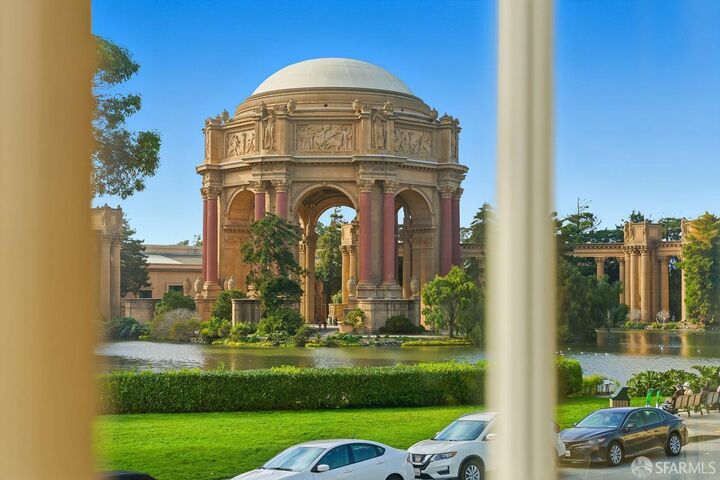 Property Photo:  3340 Baker Street  CA 94123 