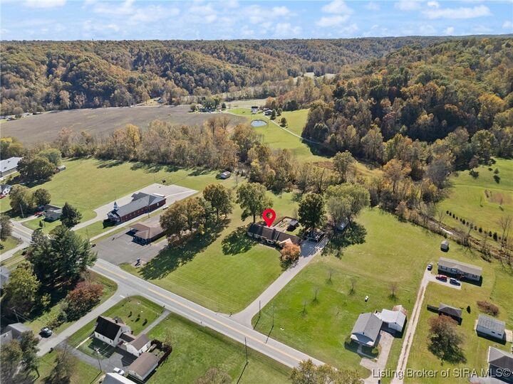 Property Photo:  512 W Water Street  IN 47106