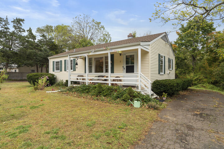 Property Photo: 6 Highland Drive CT 06413